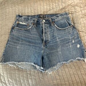 Abercrombie 4 inch High Rise Shorts Size 30/10